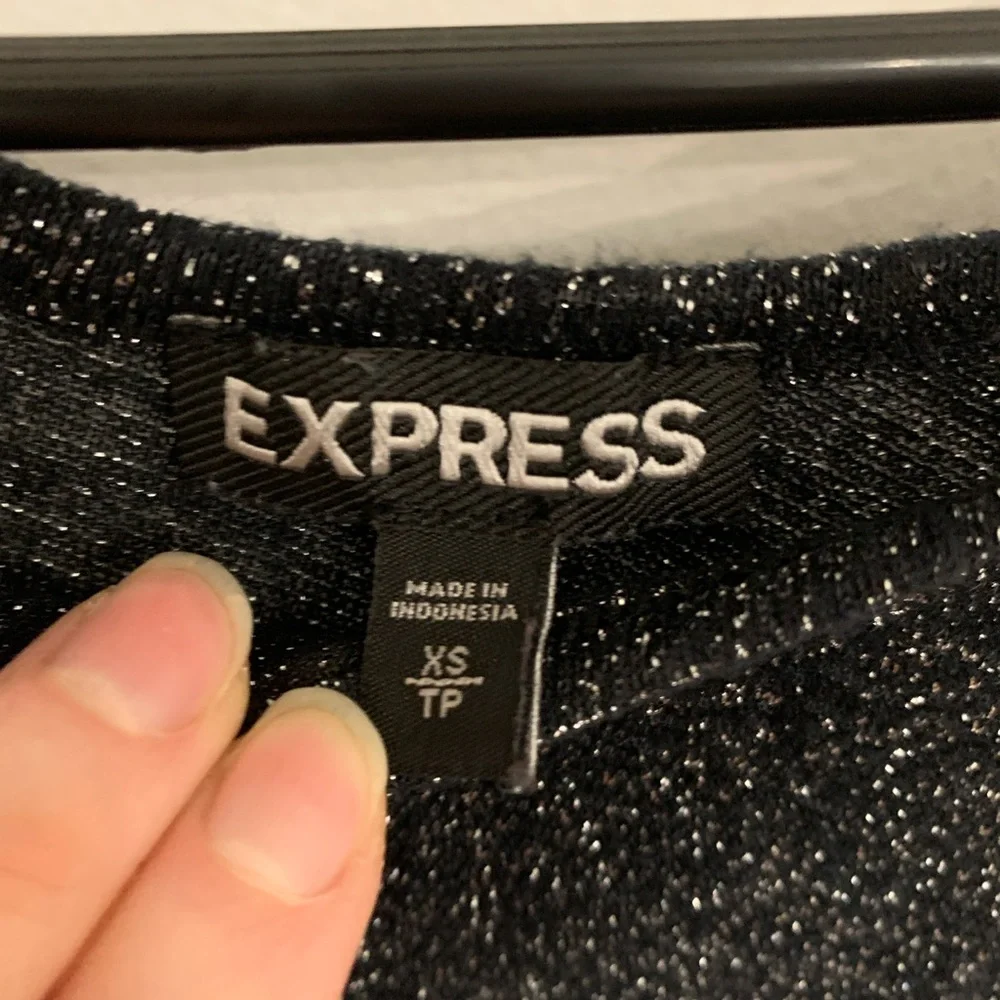 Express Top - Picture 2 of 2